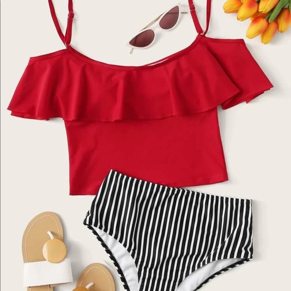 Women’s swim suit - Picture 2 of 2